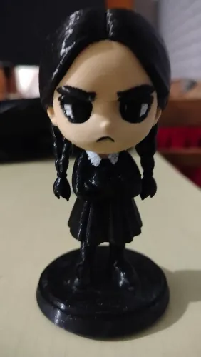 Bonecas wandinha