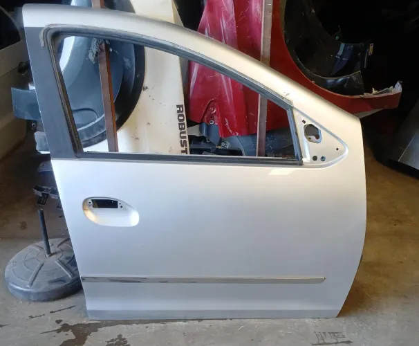 Porta Dianteira Direita Renault Logan Sandero 2015 A 2022 Original