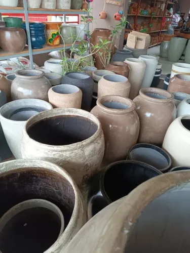 Vasos de fibra com cimento para plantas