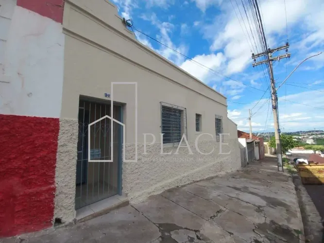 CASA PROXIMO AO CENTRO