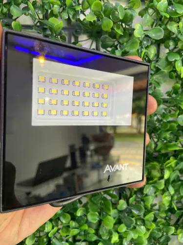 Refletor 30w 6500k Avant ( 1 ano de garantia) 