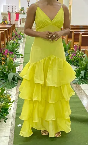 Vestido longo amarelo manteiga 