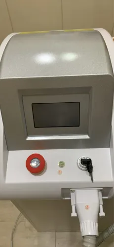 Laser removedor de tatuagem e micropigmentação 