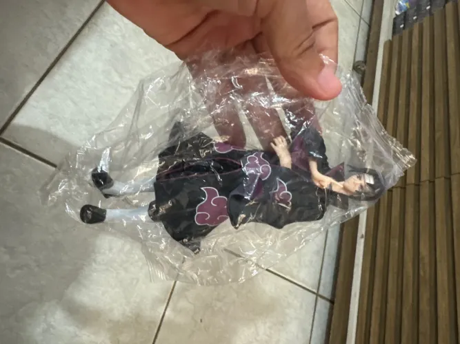 Boneco de Ação Itachi Uchiha