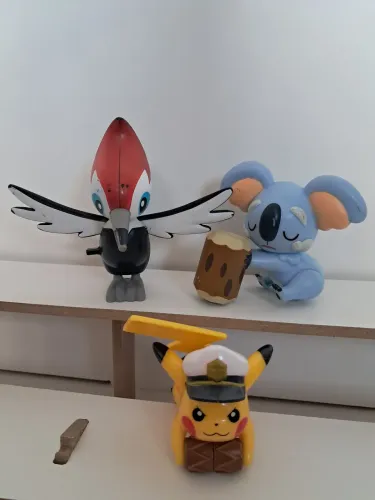 Lote miniaturas colecionáveis Pokemon