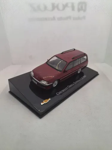 Miniatura Chevrolet Omega Suprema 4.1 1999 - Escala 1/43