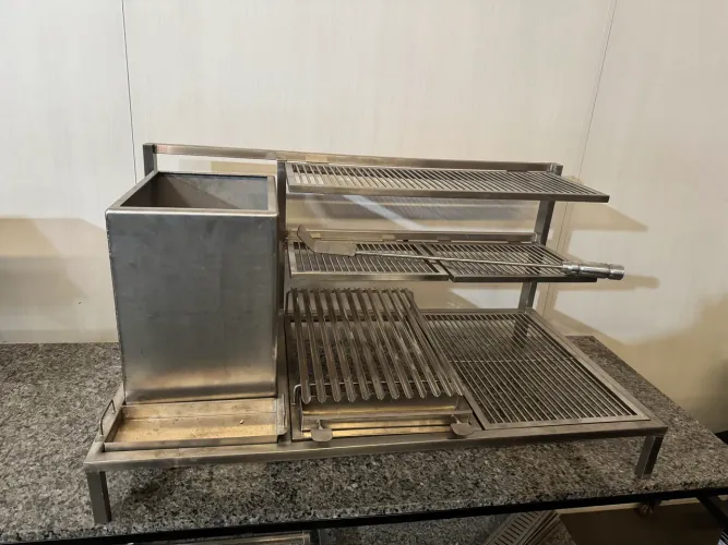 Parrilha em aço inox 304(Fabricação própria JAPA INOX)
