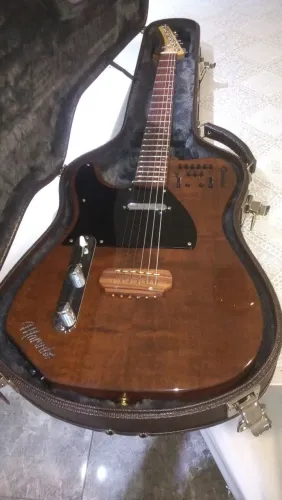 Violão/guitarra híbrida caimbé 