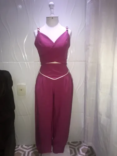 Conjunto Roxo com Top Transpassado e Calça