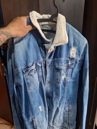 Jaqueta Jeans com Gola de Lã