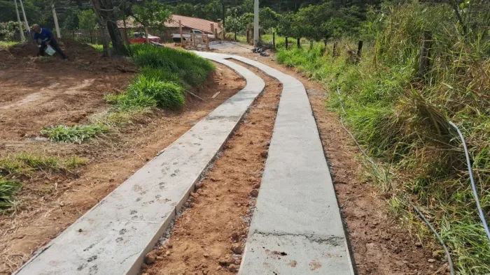 Vendo chácara em Paraibuna. 