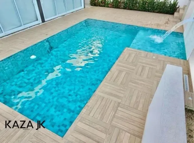 Comprar/vendo/permuto: Casa a venda, sobrado mobiliado (porteira fechada), no condomínio d