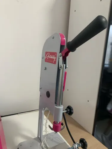 Prensa Térmica para Forminhas de Doce da Artmaq