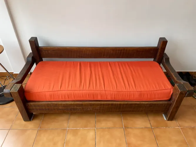Sofá Jacarandá Velha Bahia anos 60