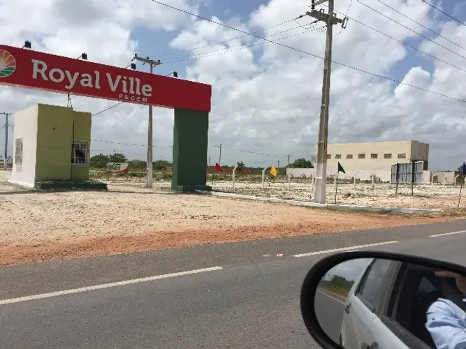 VENDO TERRENO NO ROYAL VILLE