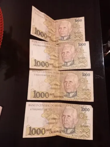 4 Cédulas de 1000 Cruzeiros