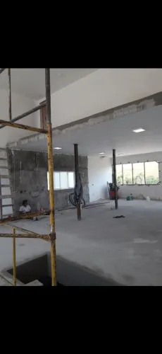Sou Empreiteiro obra preços 600m2 pra pindamonhangaba taubate X tremembe