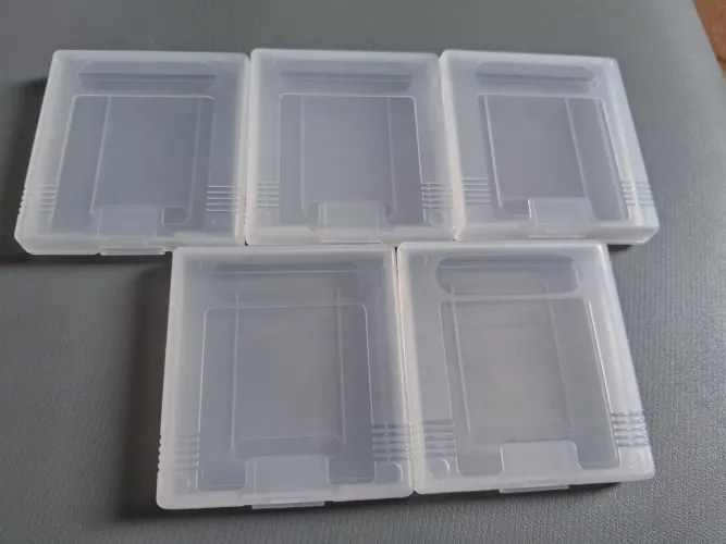 Lote 5 cases plásticas para cartuchos de game boy clássico