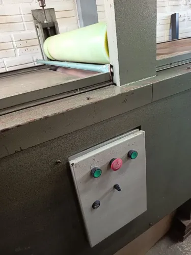 Calandra para corte de papelão microondulados e diversos materiais.