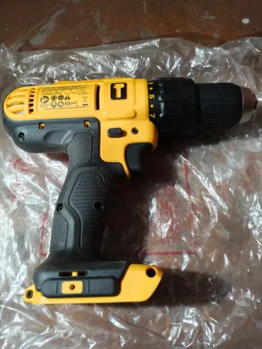 FURADEIRA DEWALT