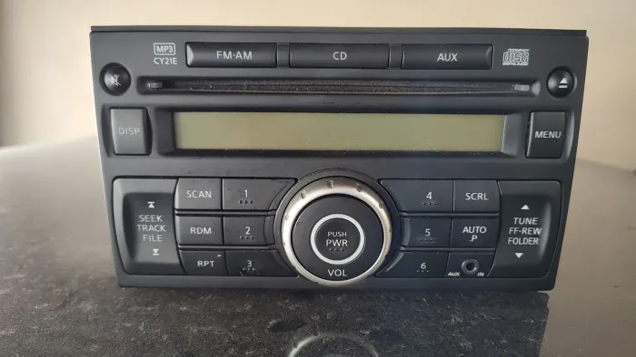 Multimídia original Nissan Lívia ou Sentra 2013