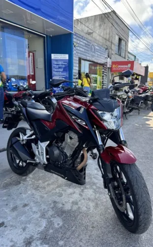 CB300F 25/25 SEM DETALHE segundo dono