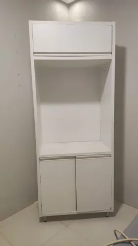 Armário 3 portas em mdf branco 