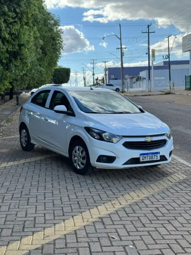 Chevrolet Onix Hatch LT 1.0 8V Flex Mec. 4P 2018