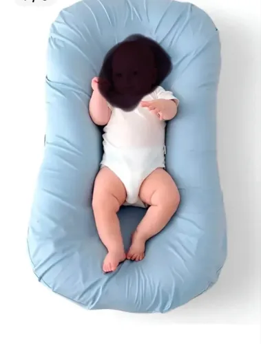 Vendo Almofada ninho cor azul em ótimo estado