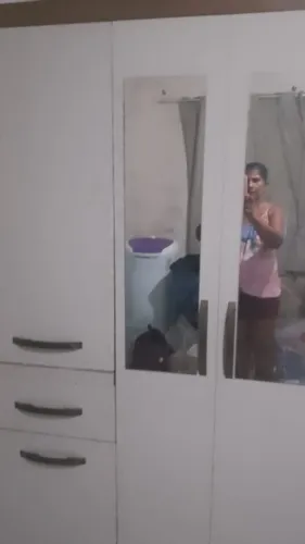 Guarda- roupa 