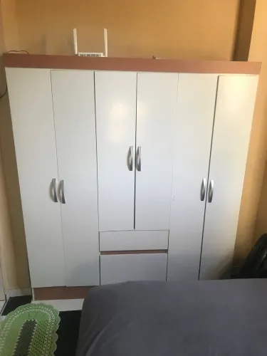 Guarda roupa 6 porta 2 gaveta