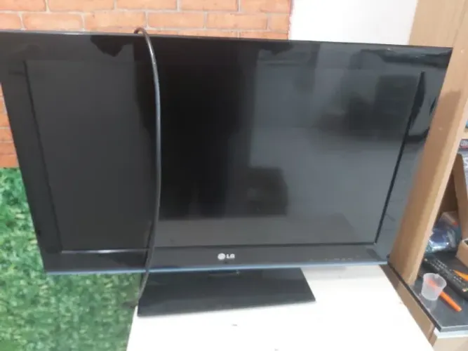 TV LG 32 Lk450 (Defeito: Não liga)