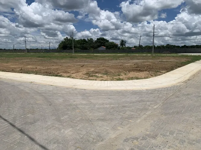Terreno Condomínio Fechado Cidade Jardim Resort - Campos dos Goytacazes
