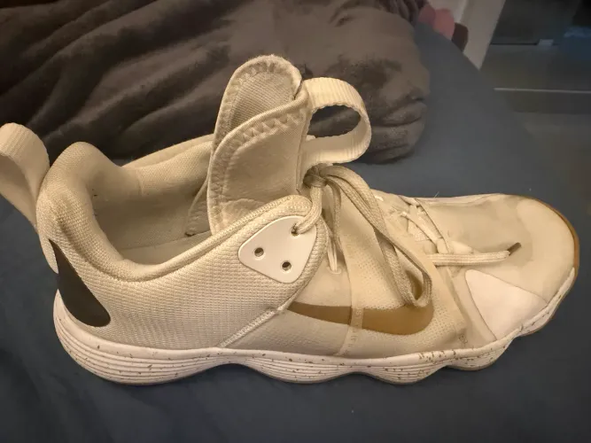 Nike React Hyperset 1 Dourado