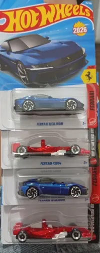 Ferrari F2004 ou 12cilindri Hotwheels