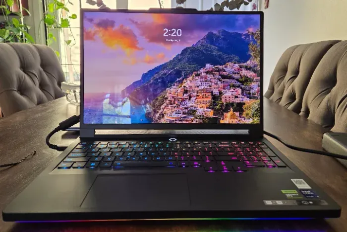 Notebook gamer Lenovo legion pro 7i RTX 5090, 2tb ssd, 64gb Ram