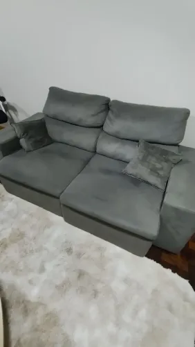Sofá 3 lugares retrátil em ótimo estado