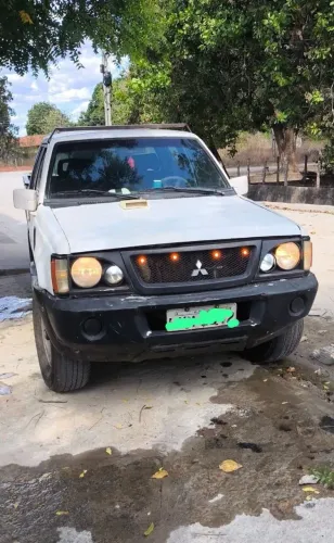 Mitsubishi L200 GL 2.5 4X4 CD Diesel 2006