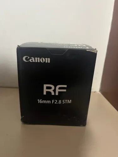 Lente Canon RF 16mm f/2.8 STM Nova