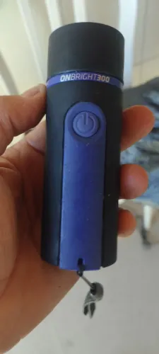 Vendo uma lanterna ONBRIGHT300