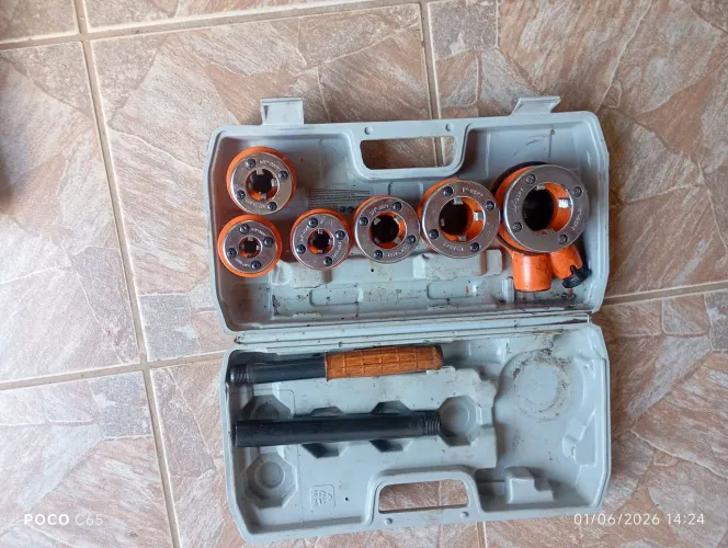 Chave de fazer rosca em ferro, aço, alumínio, pvc e etc...