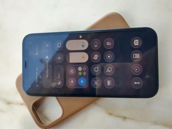 iPhone 12 64gb seminovo troco em Nintendo swich
