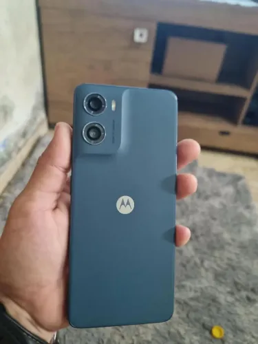 Moto g06