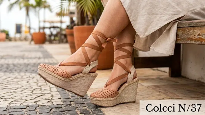 N/37 Sandália Anabela Colcci