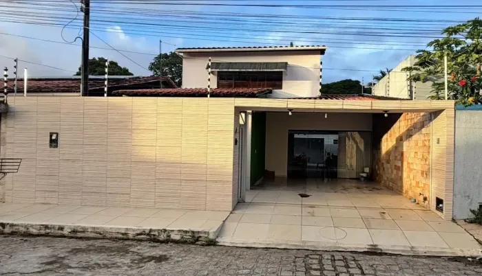 Casa à venda no RESIDENCIAL MONTE CARLOS, ANTARES, Maceió, AL