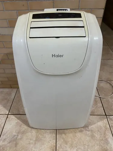 Ar Condicionado Portátil Haier 12.000 Btus Cor Branco (Usado)