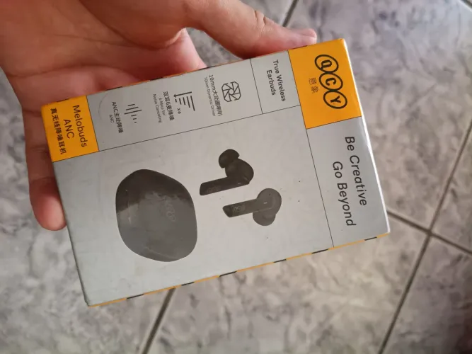 Fone de ouvido qcy melobuds ht05