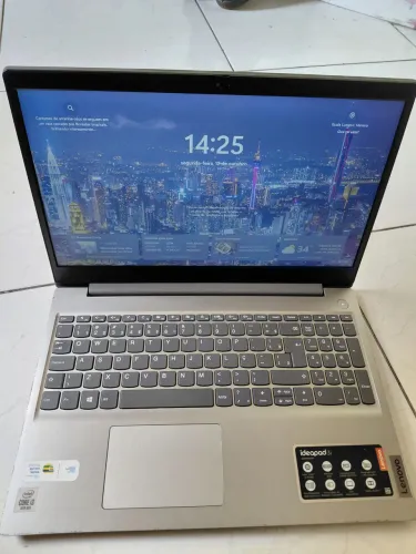 VENDO NOTEBOOK 3i 4gb iDEAPAD LENOVO