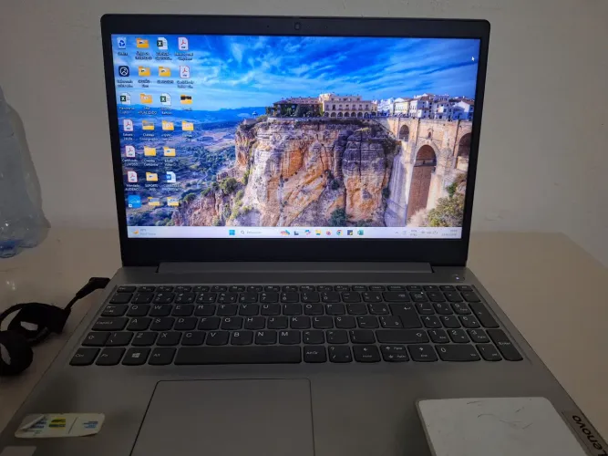 Notebook Lenovo 550,00