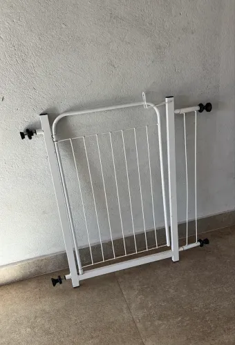 Vende-se portãozinho para porta